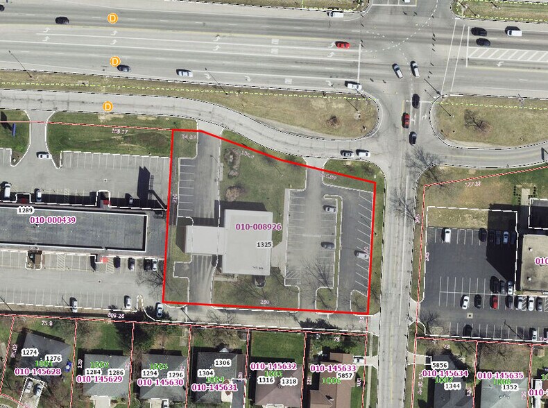 More Photos Of 1325 E Dublin Granville Rd, Columbus Bank For Sale