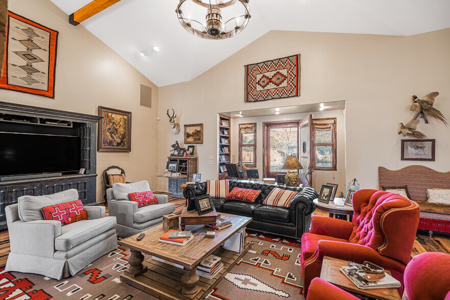 More Photos Of 51238 N Pinal Ranch Rd, Miami Land For Sale