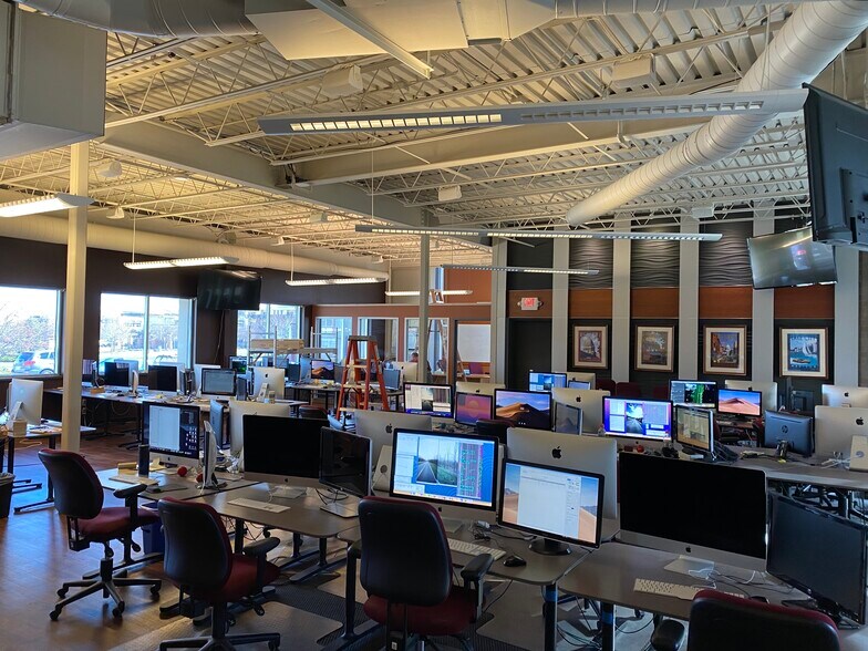 More Photos Of 2655 Research Park Dr, Fitchburg Office For Sale