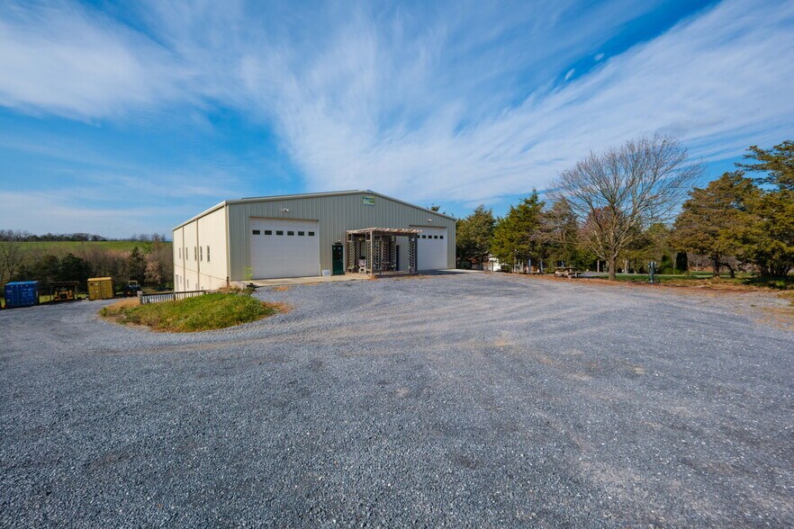 More Photos Of 3315 Harpine Highway, Rockingham Industrial For Sale