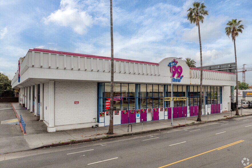 More Photos Of 5270 W Sunset Blvd, Los Angeles Freestanding For Lease