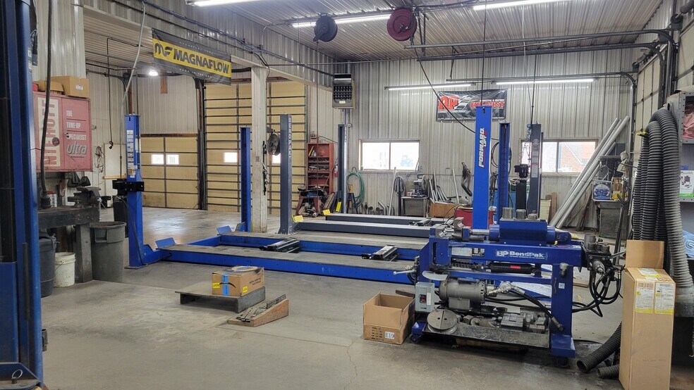 More Photos Of 115 N Marion St, Kirksville Auto Salvage Facility For Sale