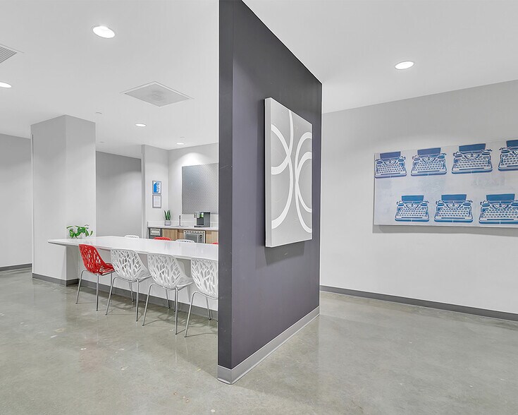 More Photos Of 4751 Best Rd, College Park Office For Lease