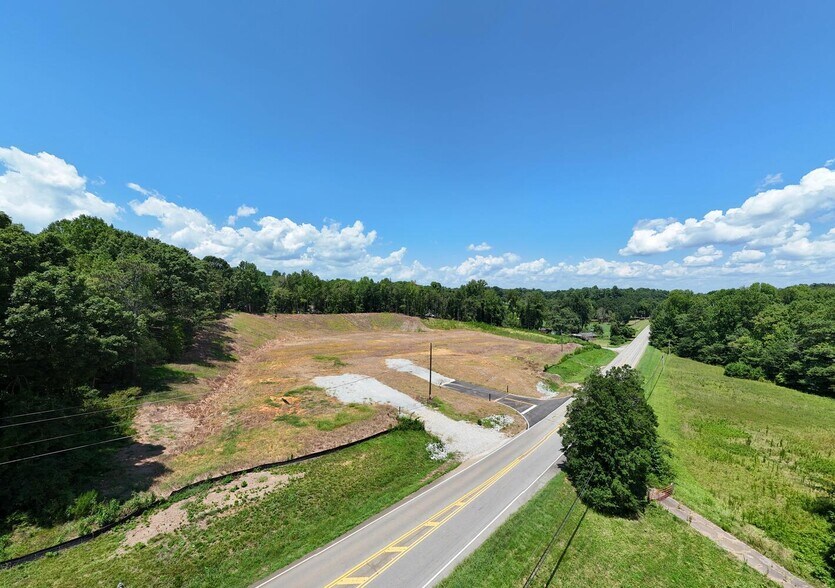 More Photos Of 5908 Atlanta Hwy, Flowery Branch Land For Sale