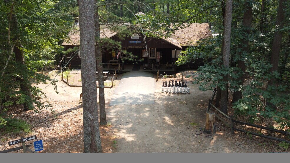 More Photos Of 12 W Shore Park Rd, Kingston Specialty For Sale