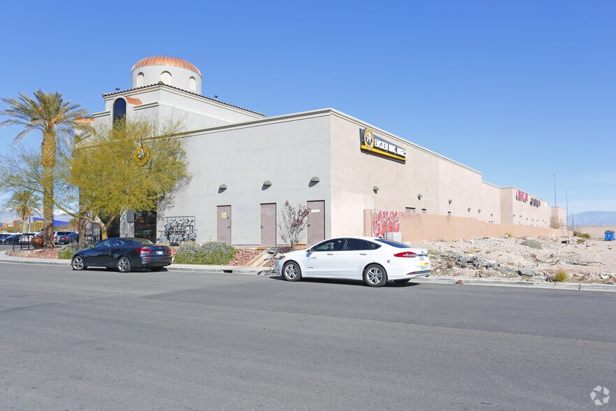 More Photos Of 6870 S Rainbow Blvd, Las Vegas Freestanding For Sale