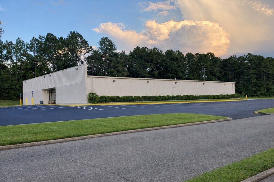 Primary Photo Of 3250 Deans Bridge Rd, Augusta Office For Sale