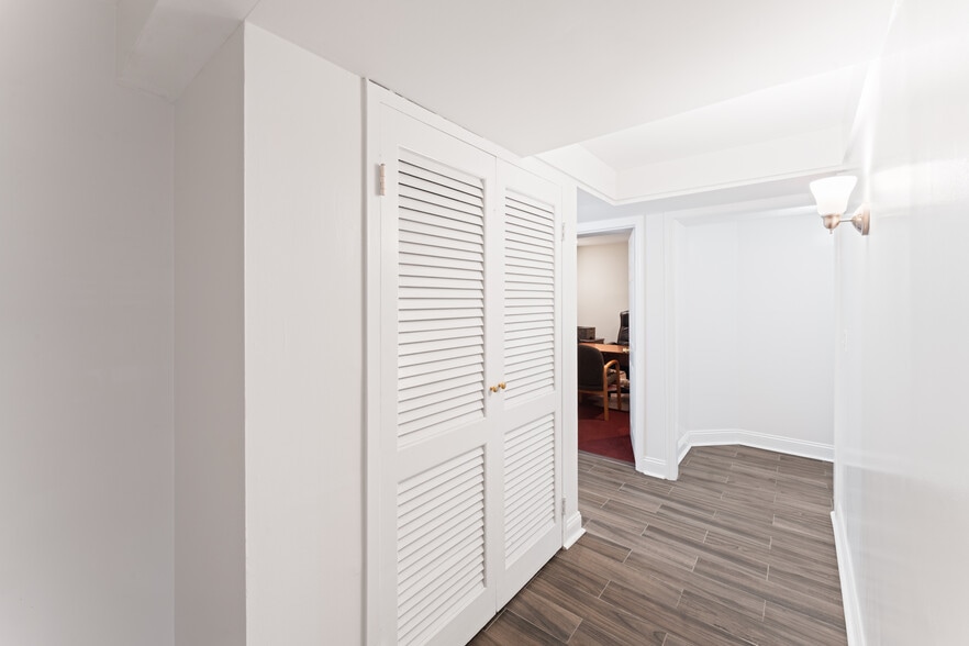 More Photos Of 1238 Post Rd, Fairfield Loft Creative Space For Lease