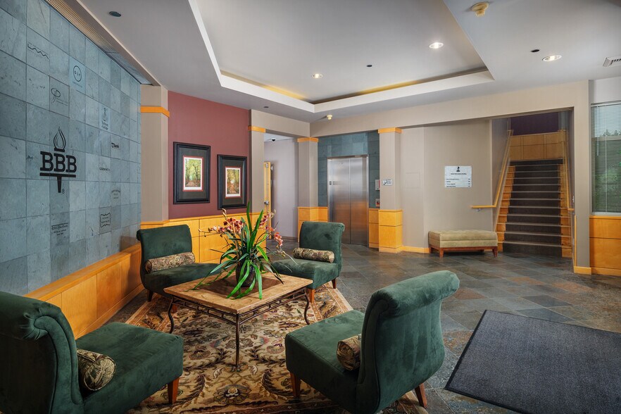 More Photos Of 1000 Station Dr, DuPont Office For Lease