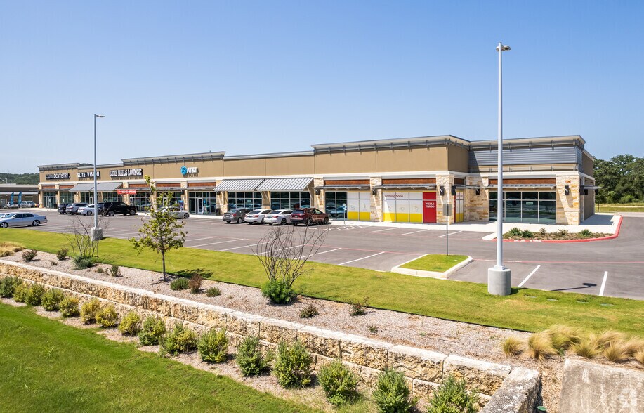 More Photos Of 24531 IH-10 West, San Antonio General Retail For Lease