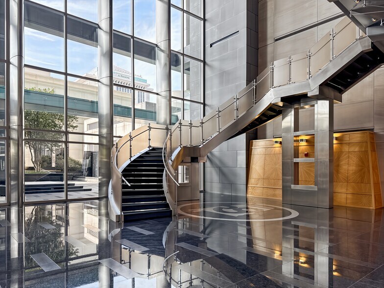 More Photos Of 445 Dexter Ave, Montgomery Coworking Space