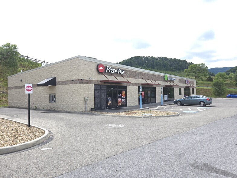 More Photos Of 159 Pittston Rd, Lebanon General Retail For Lease