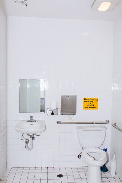 More Photos Of 3000 Geary Blvd, San Francisco Apartments For Lease