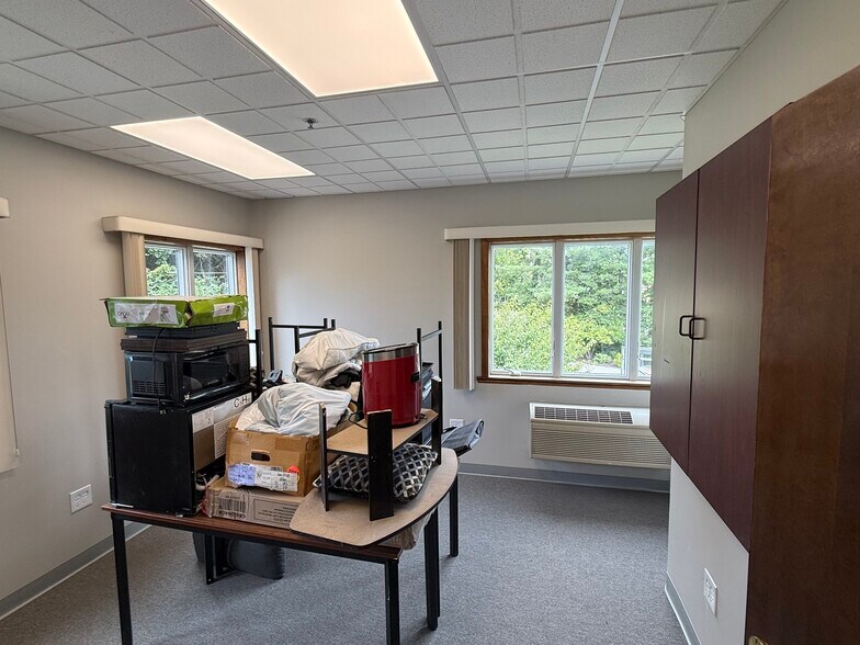 More Photos Of 144 Ivy Ln, King Of Prussia Medical For Sale