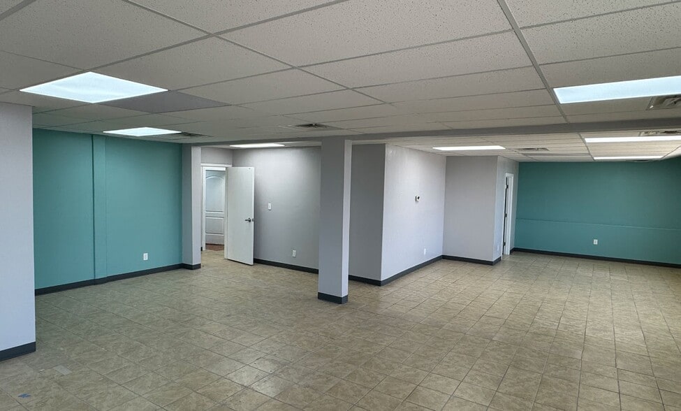 More Photos Of 200 Oak St NE, Albuquerque Medical For Lease