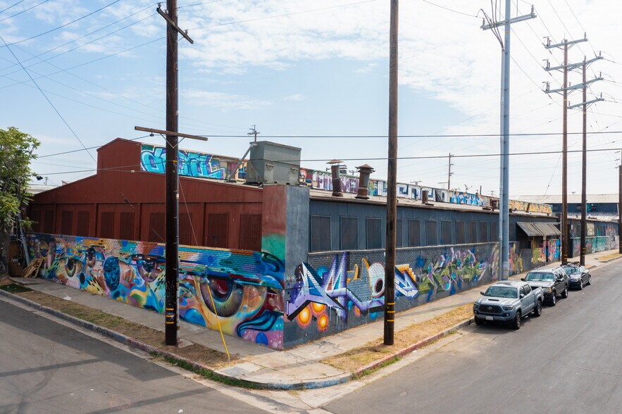 Primary Photo Of 3447 E 15th St, Los Angeles Manufacturing For Lease