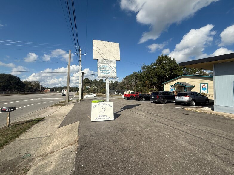 More Photos Of 850918 Us-17, Yulee Freestanding For Lease