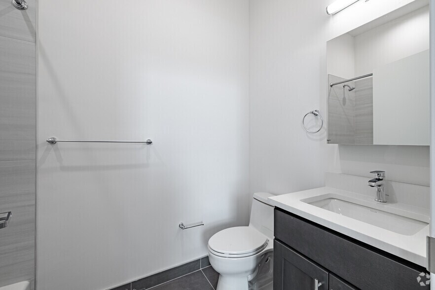 More Photos Of 70 Roseville Ave, Newark Apartments For Sale