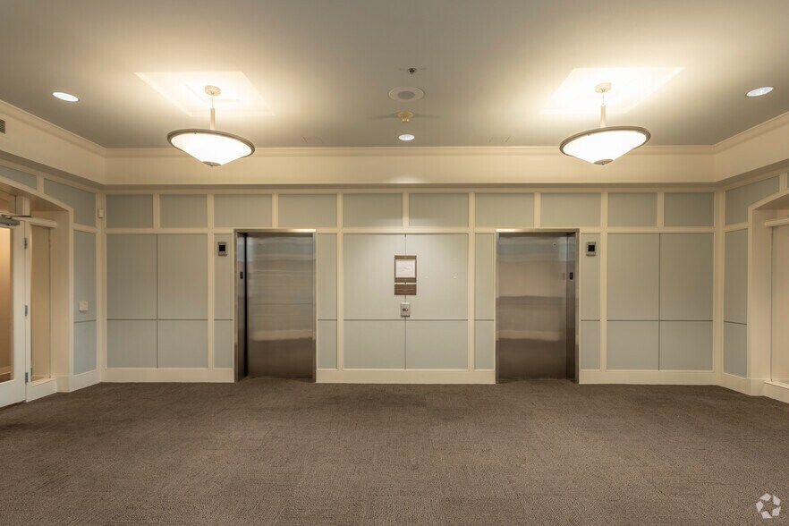 More Photos Of 920 Ridgebrook Rd, Sparks Office For Sale