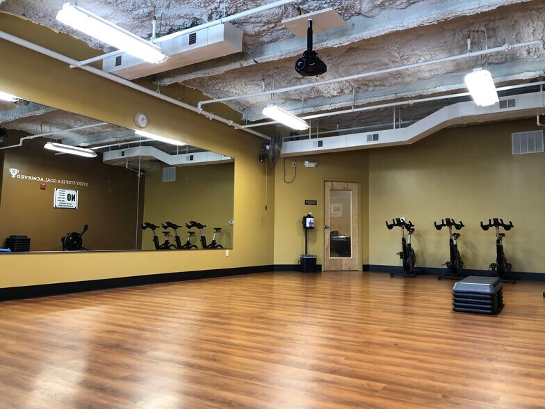 More Photos Of 40 York Rd, Towson Medical For Lease