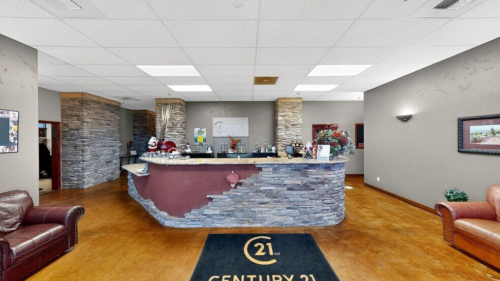 More Photos Of 1510 W Kettleman Ln, Lodi Office For Sale