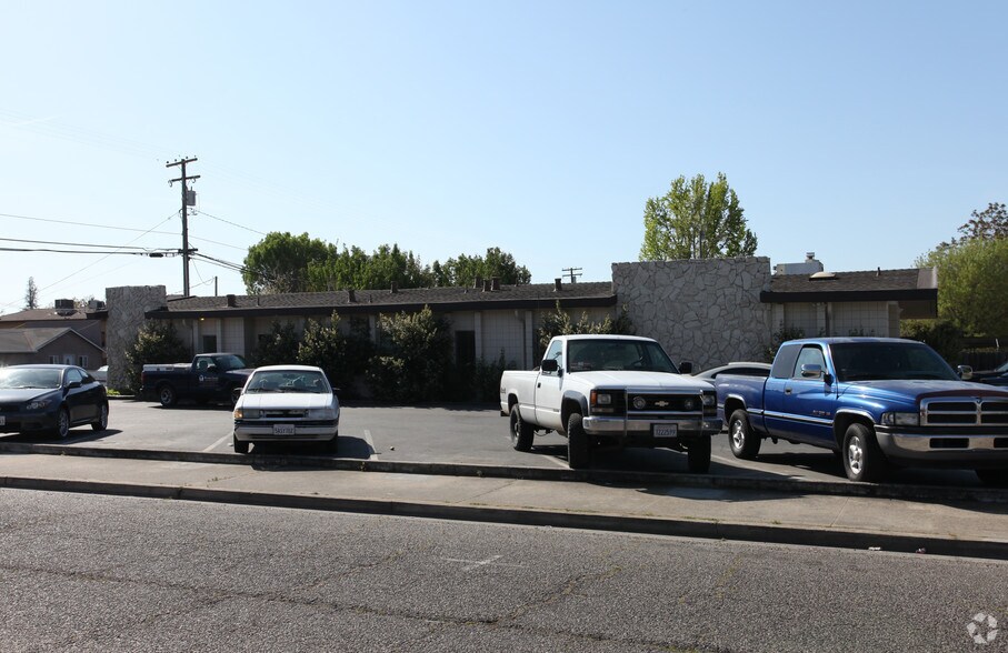 More Photos Of 1141 N Olive, Turlock Medical For Lease
