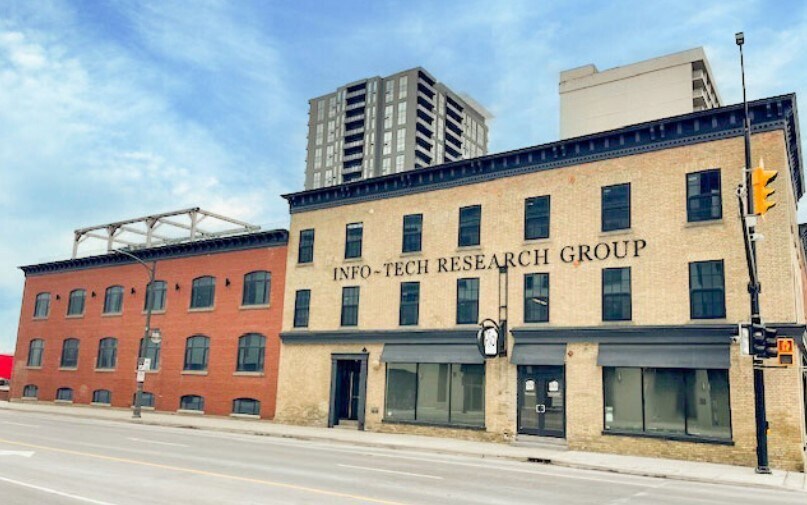 More Photos Of 45 King St, London General Retail For Lease