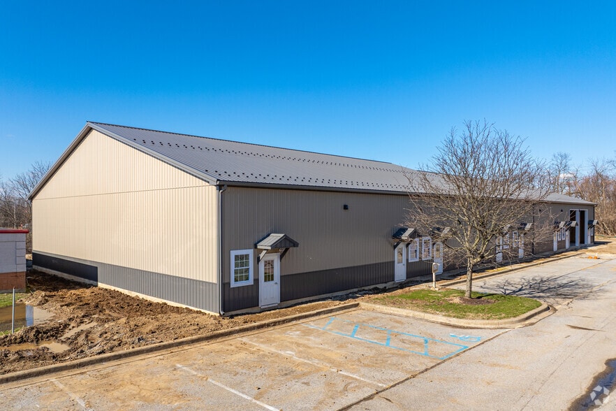 Primary Photo Of 4040 N DuPont Hwy, New Castle Warehouse For Lease