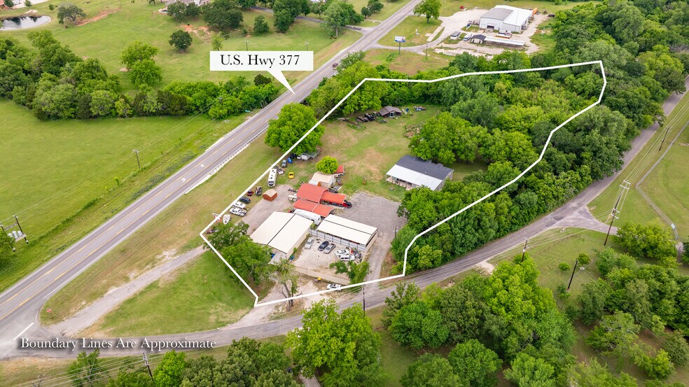 More Photos Of 59 Shawnee Trl, Whitesboro Showroom For Sale