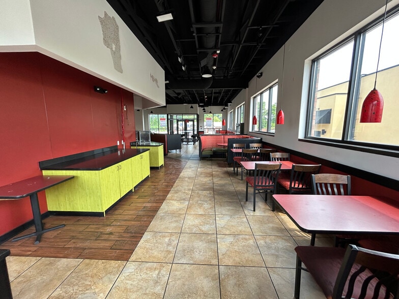 More Photos Of 2160 Fairport Nine Mile Point Rd, Penfield Unknown For Lease