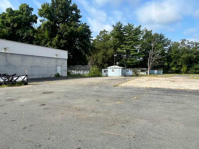 More Photos Of 188 S Main St, Ellenville General Retail For Sale
