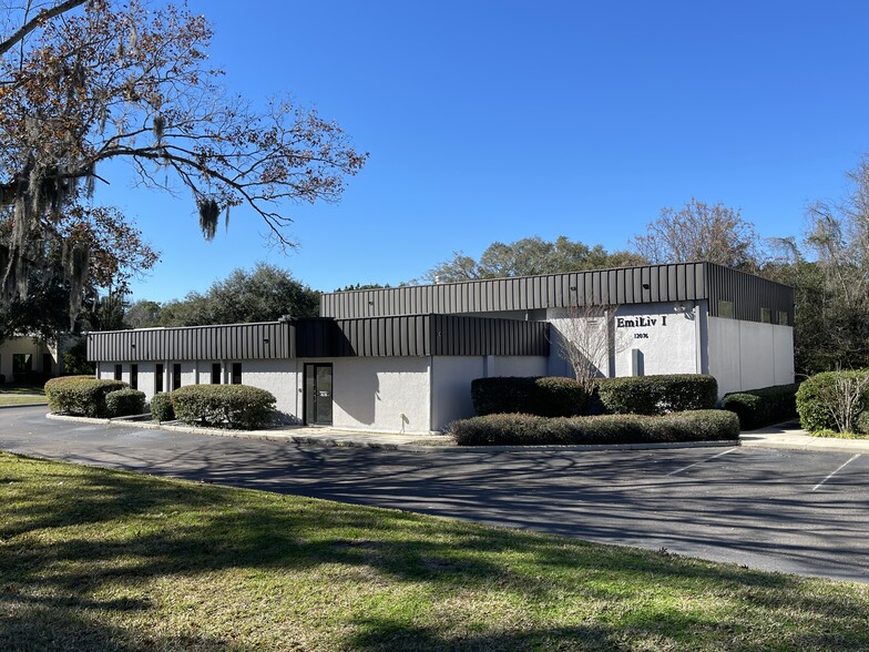 Primary Photo Of 12076 Progress Blvd, Alachua Office For Lease