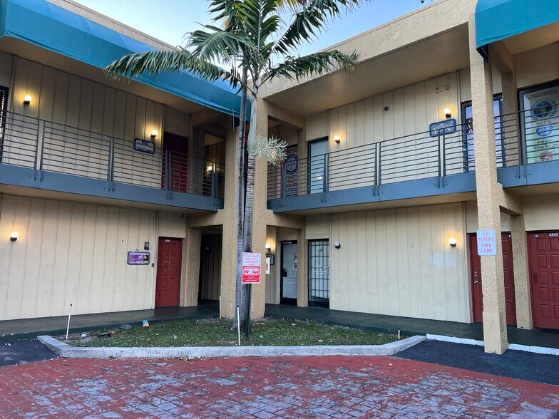 More Photos Of 2331 N State Road 7, Lauderhill Office For Sale