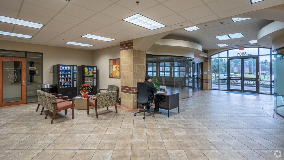More Photos Of 8901 FM 1960 Bypass Rd W, Humble Medical For Lease