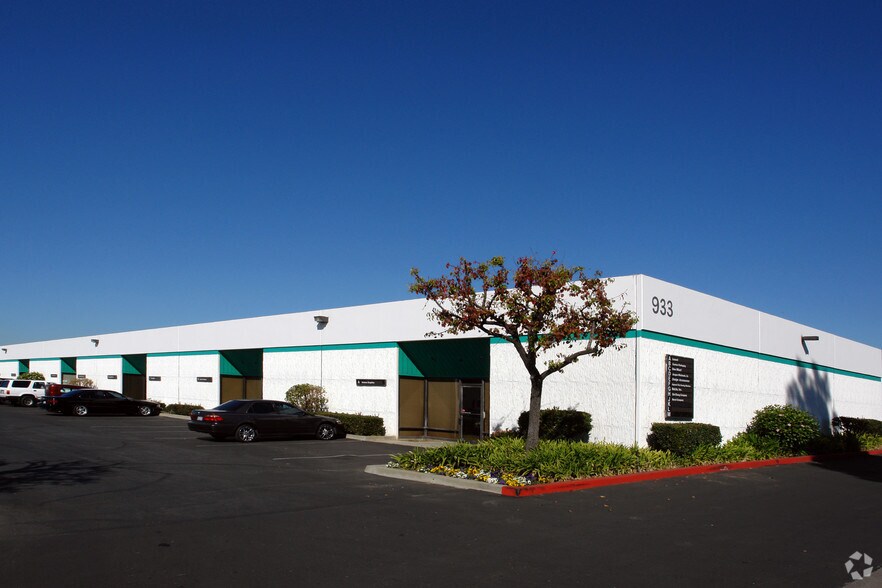 More Photos Of 910-945 S Greenwood Ave, Montebello Warehouse For Lease