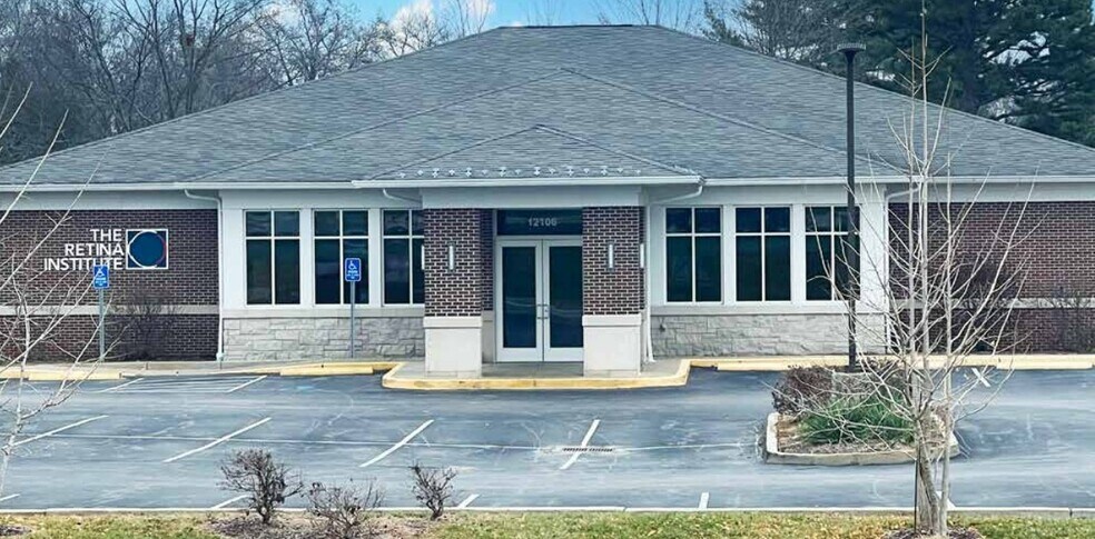 Primary Photo Of 12106 Tesson Ferry Rd, Saint Louis Medical For Sale