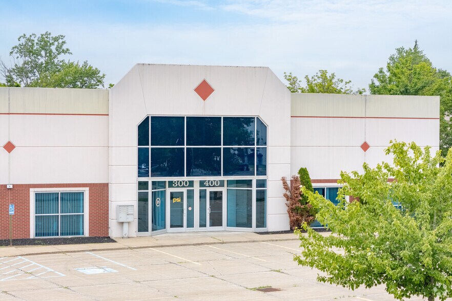 More Photos Of 3784 Commerce Ct, North Tonawanda Light Distribution For Lease