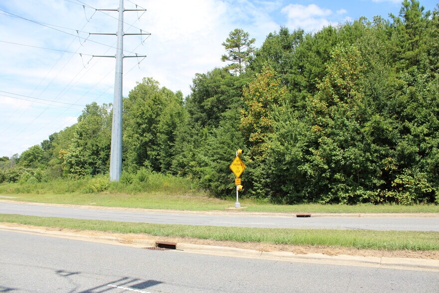 More Photos Of 8560 Weddington Rd, Concord Land For Sale