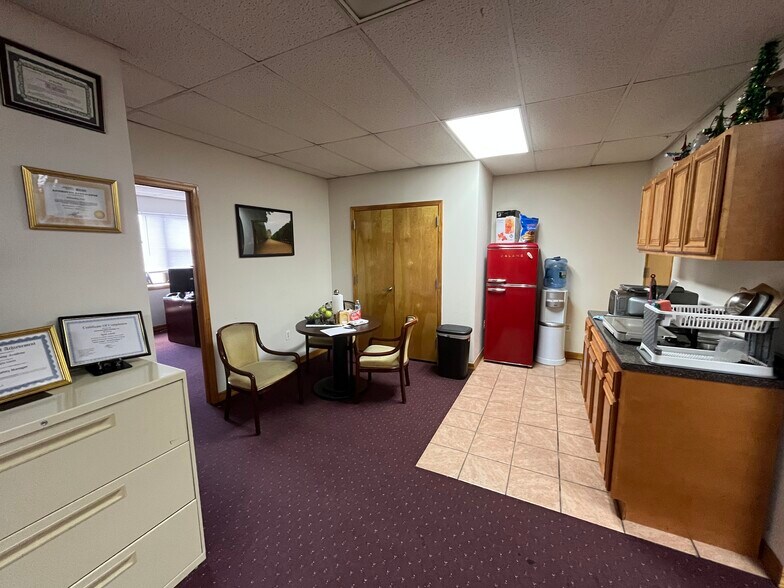 More Photos Of 260 51st St, Brooklyn Flex For Lease