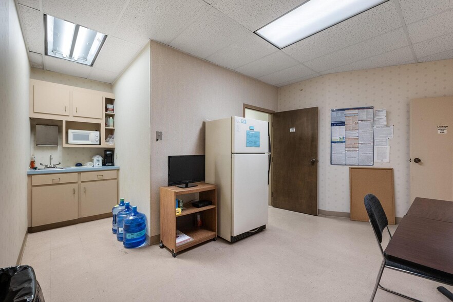 More Photos Of 110 E Savannah Ave, McAllen Medical For Sale