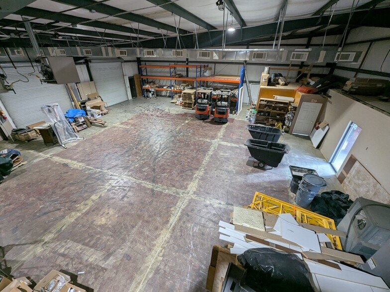 More Photos Of 1870 S Lee Ct, Buford Light Manufacturing For Sale
