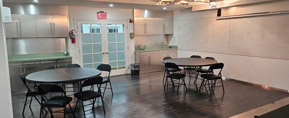 More Photos Of 770 Ponce de Leon Blvd, Coral Gables Office For Lease