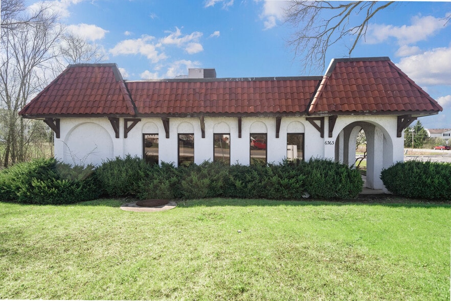 More Photos Of 6363 Lincoln Hwy, Matteson Office For Sale