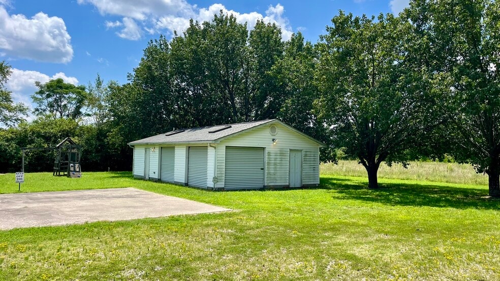 More Photos Of 101 Carmel Ridge Rd, Henderson Religious Facility For Sale