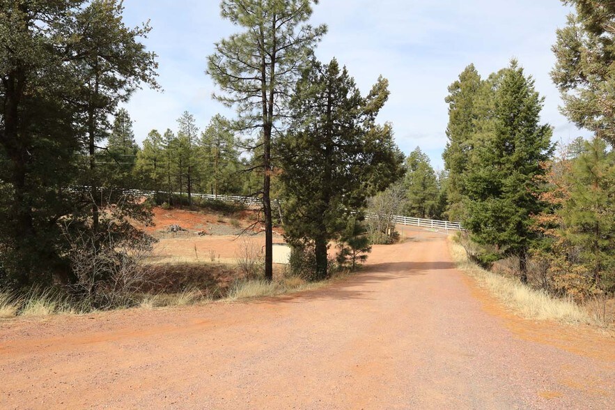 More Photos Of 7783 W Ralls Dr, Strawberry Restaurant For Sale