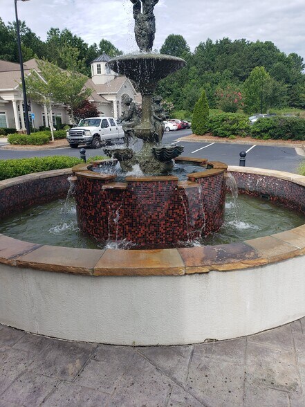 More Photos Of 1816 Eagle Dr, Woodstock Medical For Lease