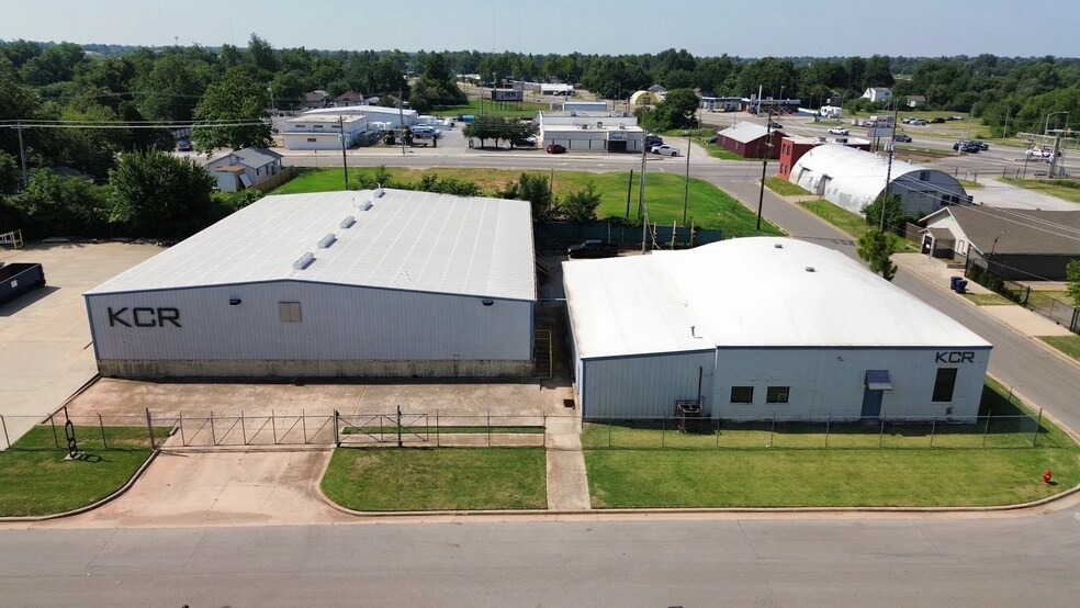 More Photos Of 108 SE 24th St, Oklahoma City Warehouse For Lease