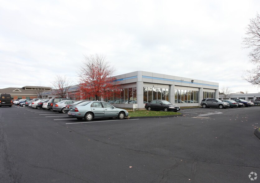 More Photos Of 31 Inwood Rd, Rocky Hill Flex For Sale