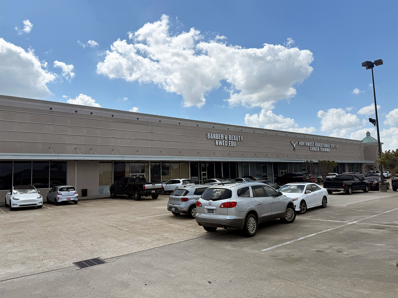 More Photos Of 13167 Northwest Fwy, Houston Unknown For Lease