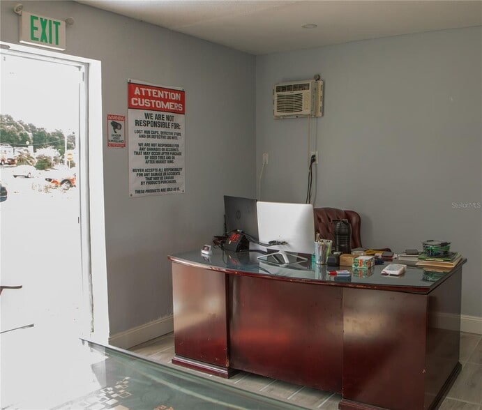 More Photos Of 242 S Scenic Hwy, Lake Wales Auto Repair For Sale